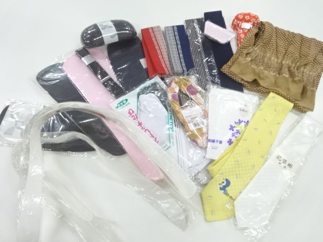 Japanese Kimono / Others (Bolt etc)